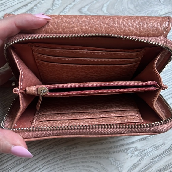 Wallet - Picture 3 of 4